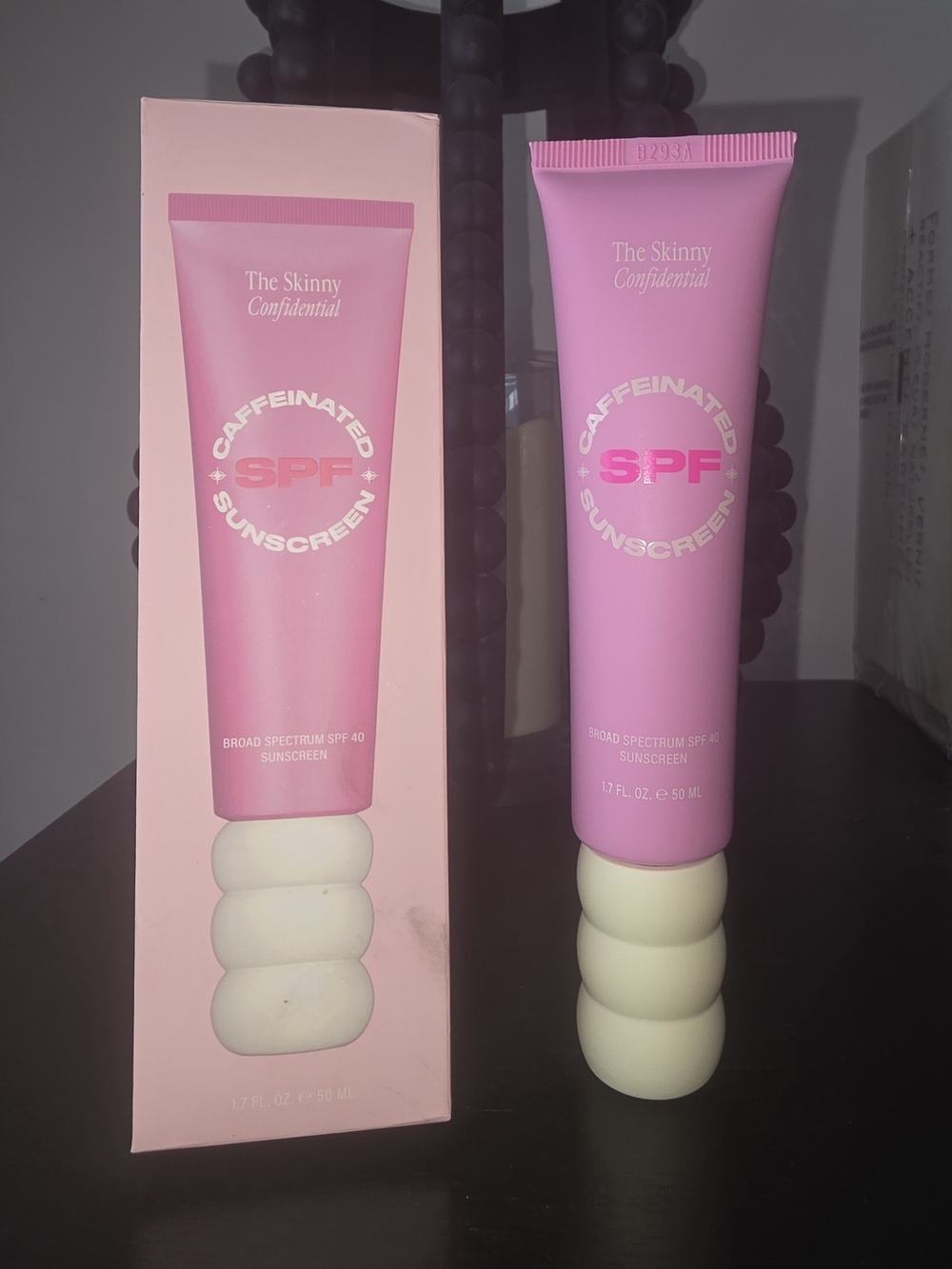 The Skinny Confidential- Caffinated Suncreen SPF 40